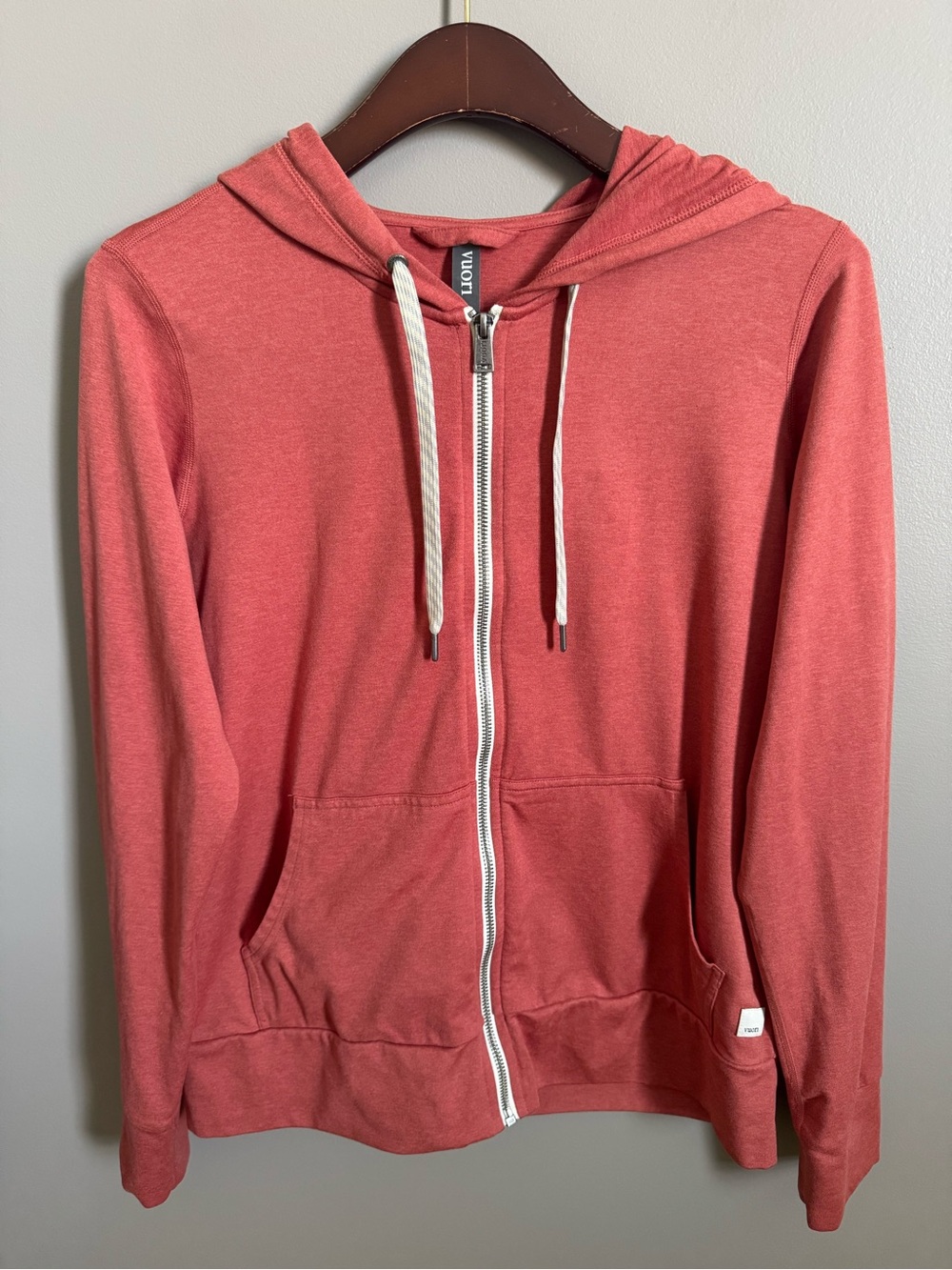 Vuori Halo Performance Hoodie Small